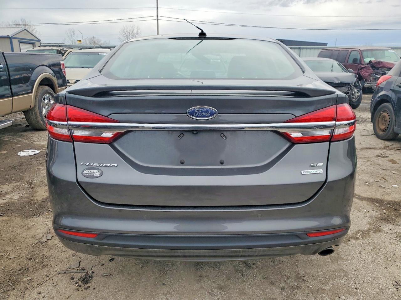 2017 FORD FUSION SE photo 6
