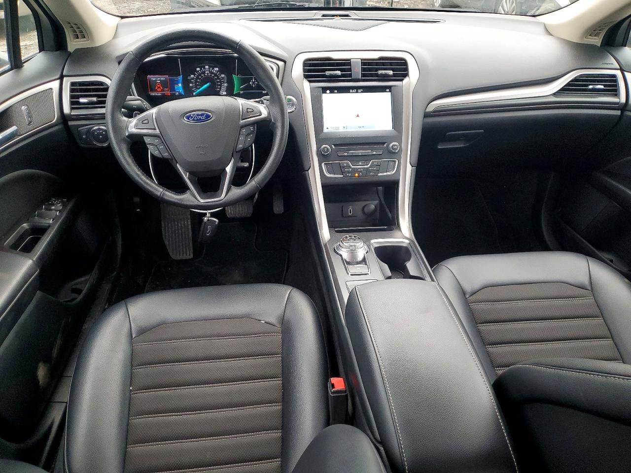 2017 FORD FUSION SE photo 8