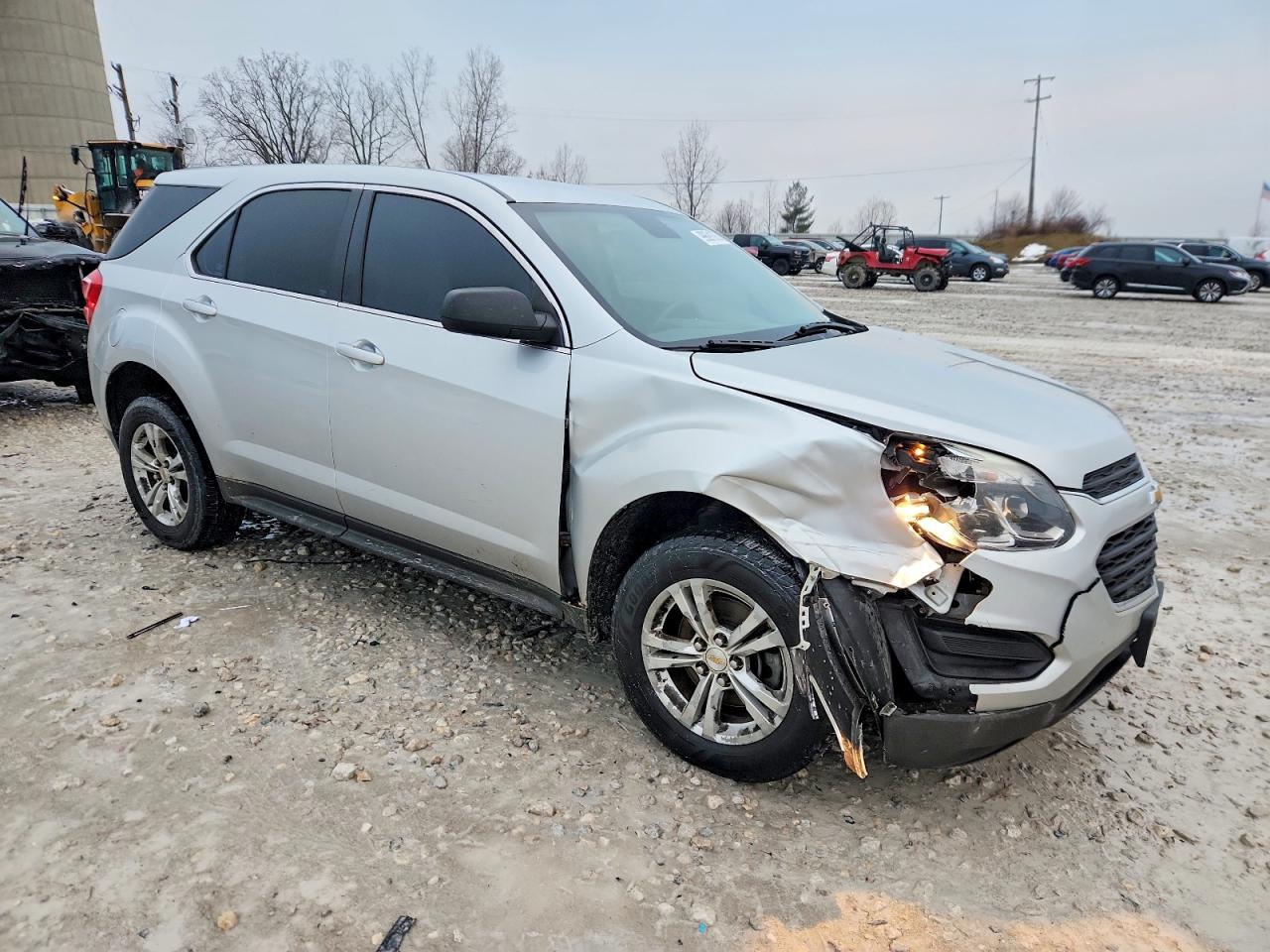 2016 CHEVROLET EQUINOX LS photo 4