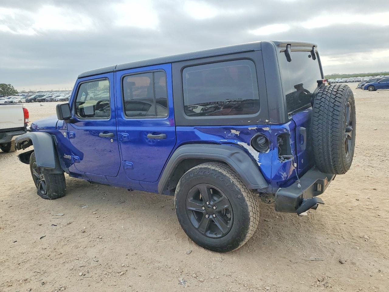 2018 JEEP WRANGLER UNLIMITED SPORT photo 2