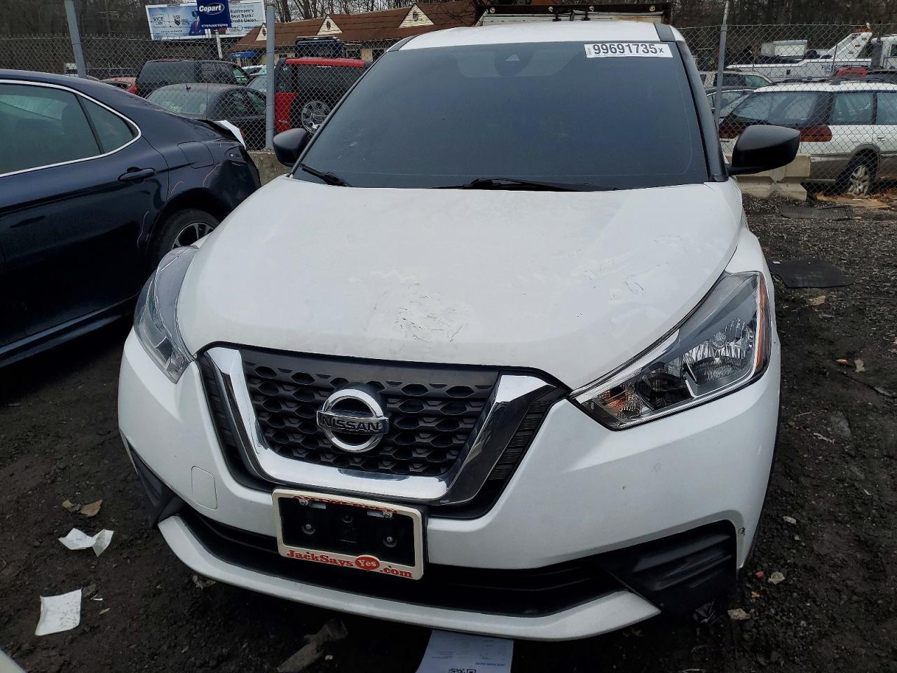 2020 NISSAN KICKS S photo 5