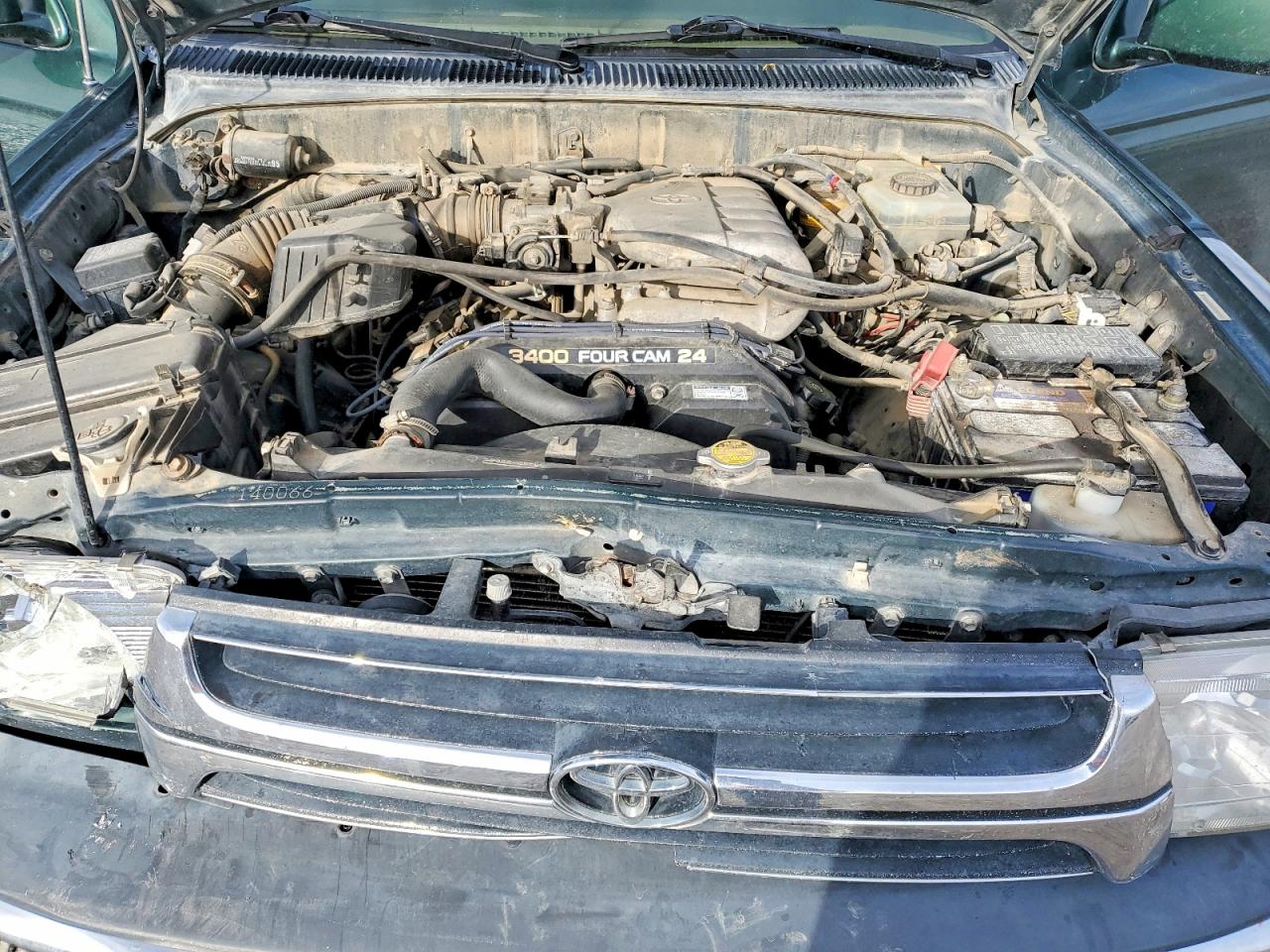 2002 TOYOTA 4RUNNER SR5 photo 12