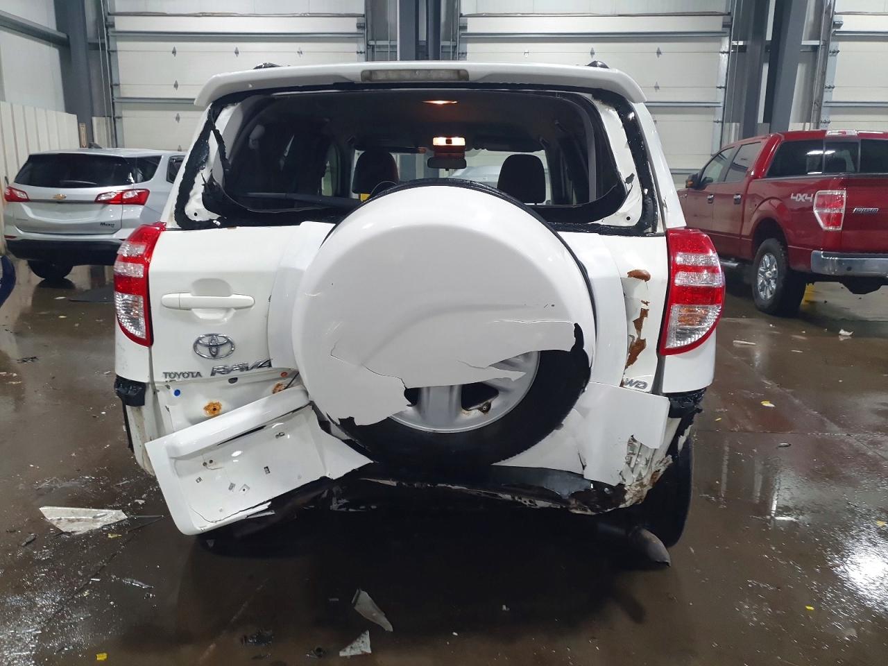 2009 TOYOTA RAV4 photo 6