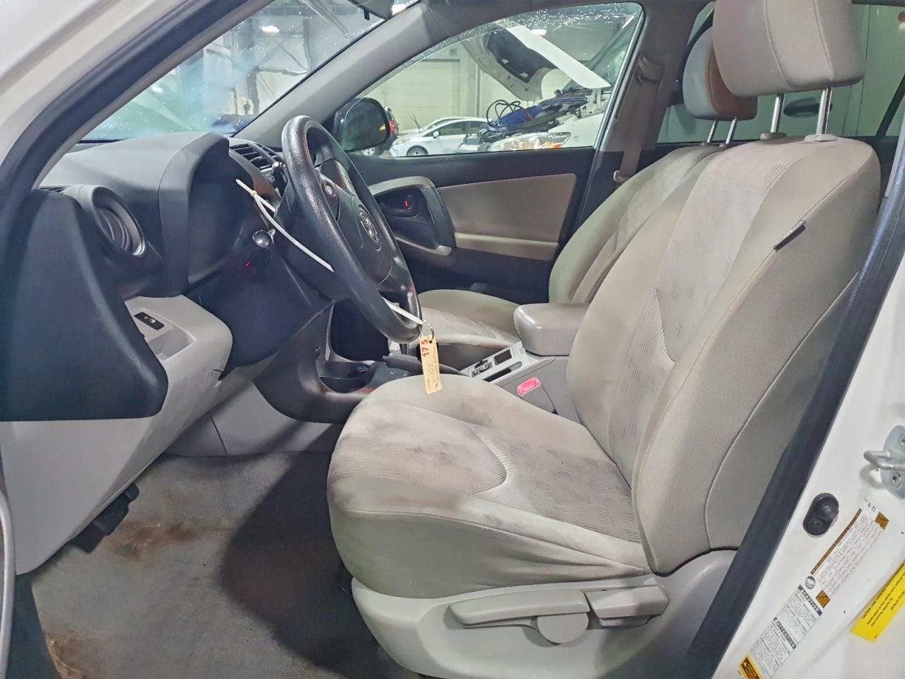 2009 TOYOTA RAV4 photo 7
