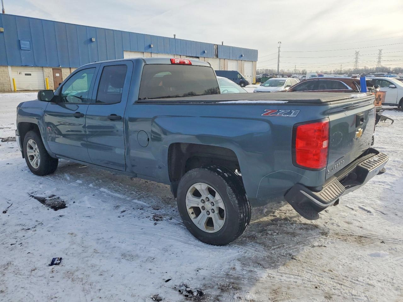 2014 CHEVROLET SILVERADO K1500 LT photo 2