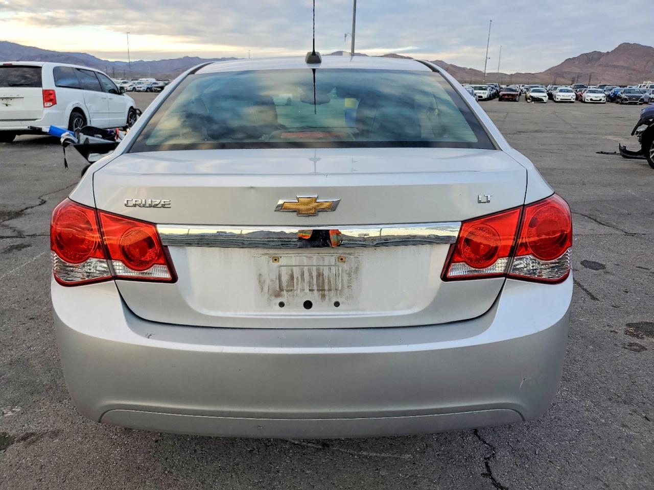 2016 CHEVROLET CRUZE LIMITED LT photo 6