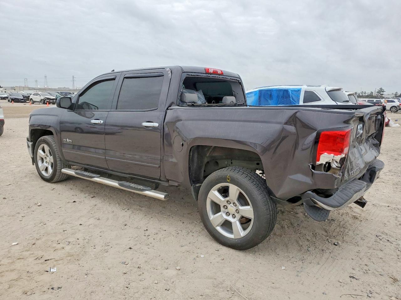 2015 CHEVROLET SILVERADO C1500 LT photo 2