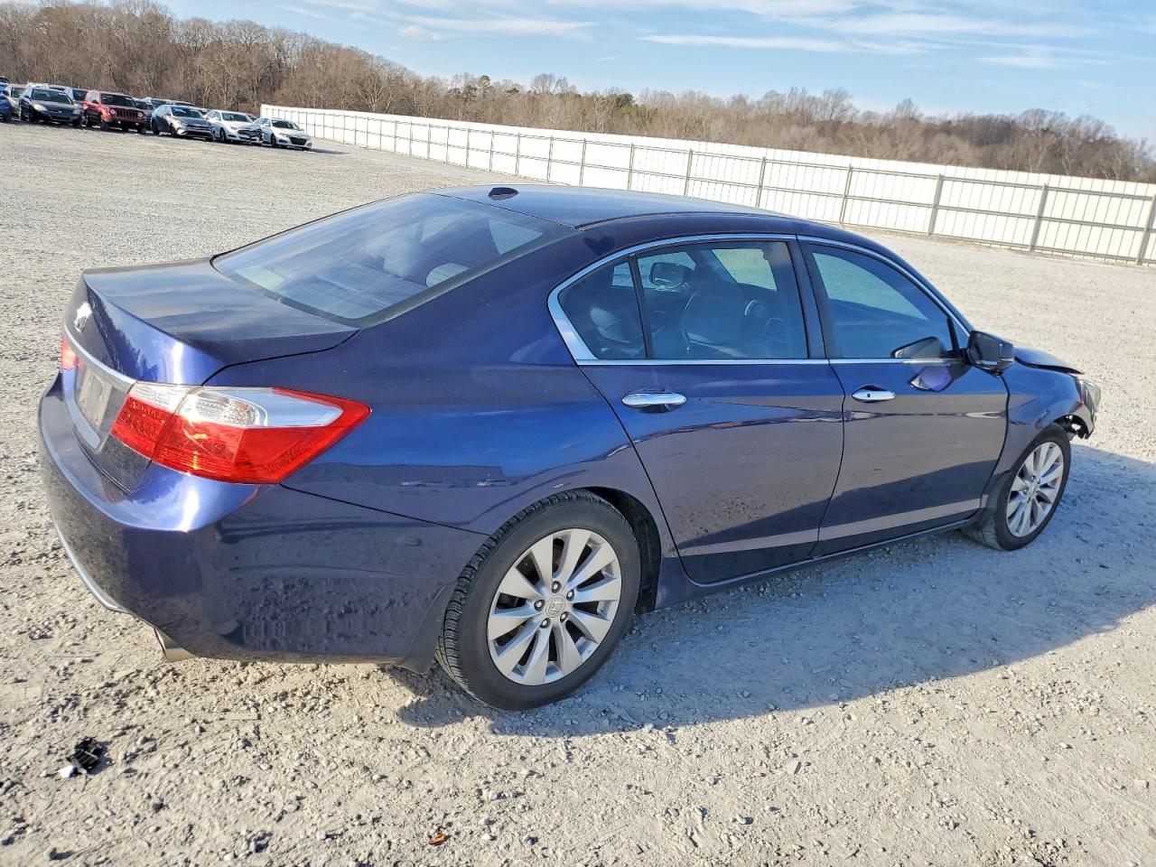 2013 HONDA ACCORD photo 3