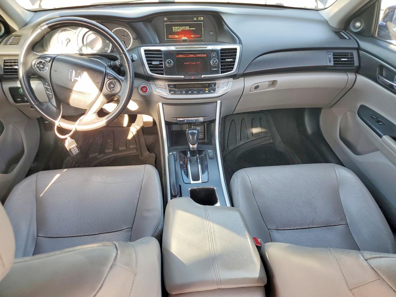 2013 HONDA ACCORD photo 8