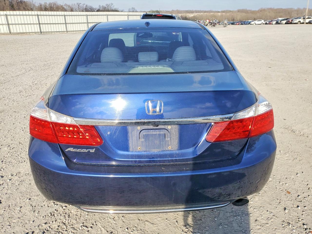 2013 HONDA ACCORD photo 6