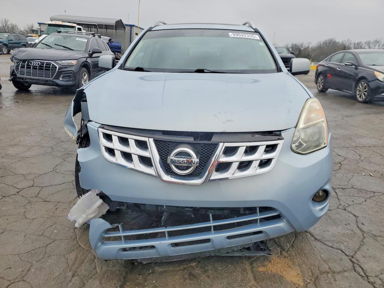 2013 NISSAN ROGUE S photo 9