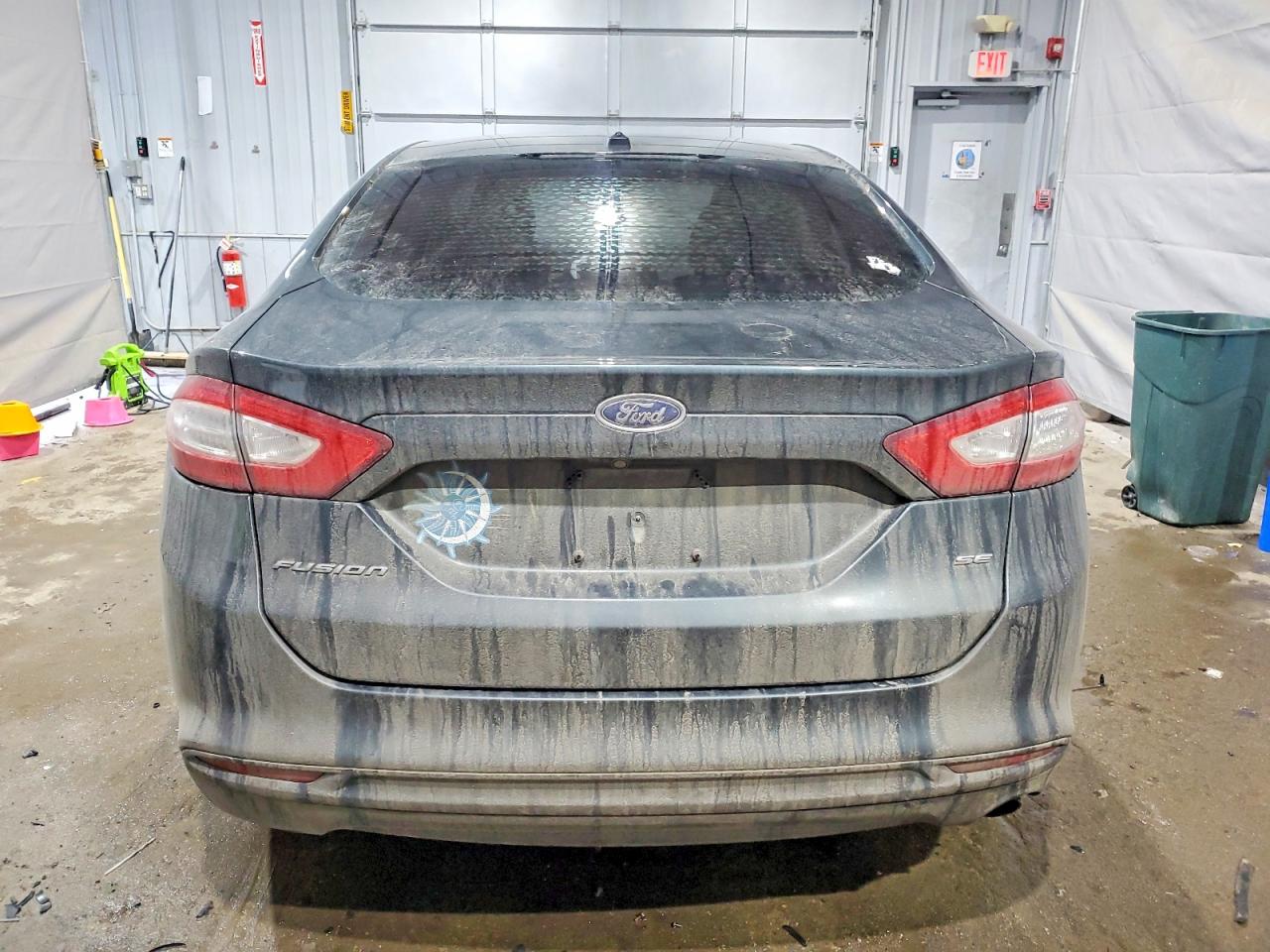 2015 FORD FUSION SE photo 16