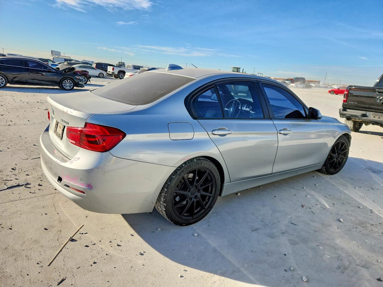 2017 BMW 320 I photo 3