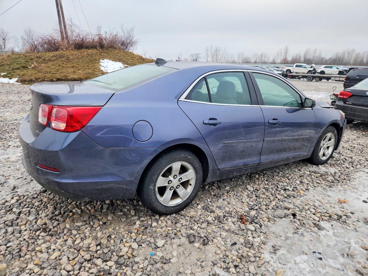 2013 CHEVROLET MALIBU LS photo 3