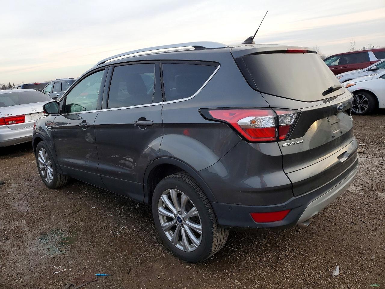 2018 FORD ESCAPE TITANIUM photo 2