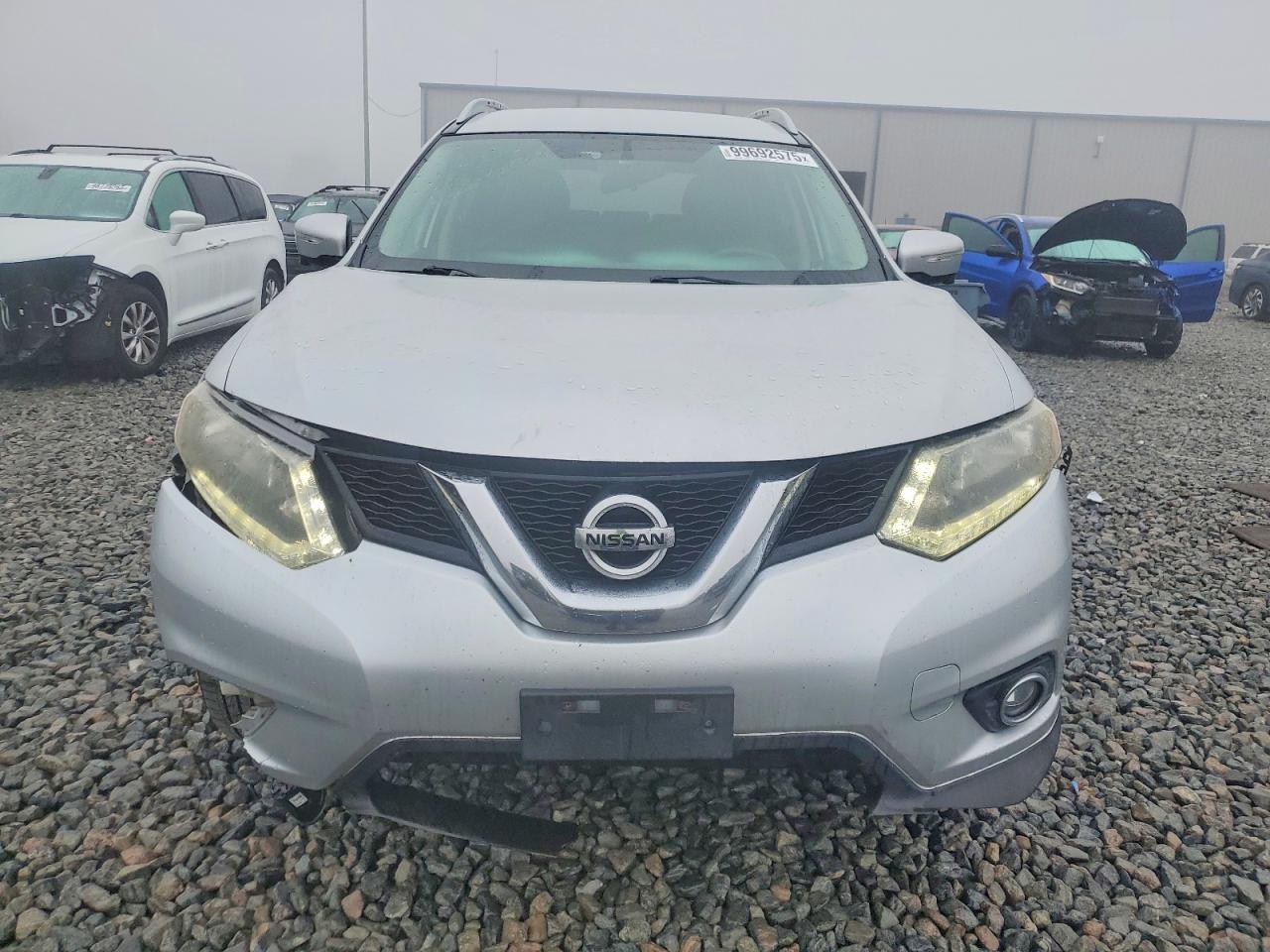2014 NISSAN ROGUE S photo 5