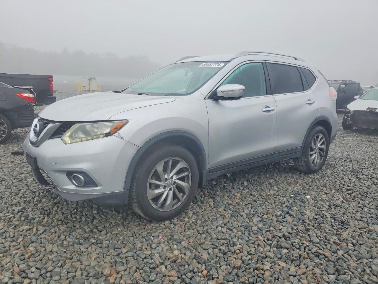 2014 NISSAN ROGUE