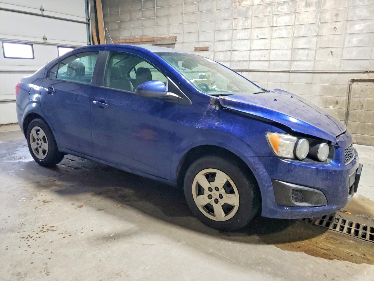 2014 CHEVROLET SONIC LS photo 4