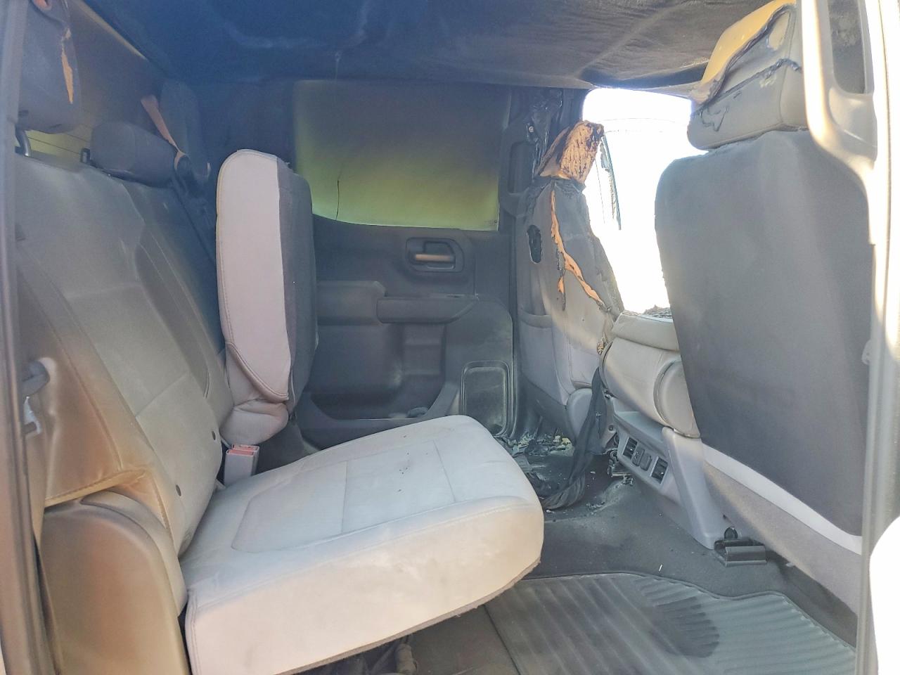 2021 CHEVROLET SILVERADO K1500 LT photo 10