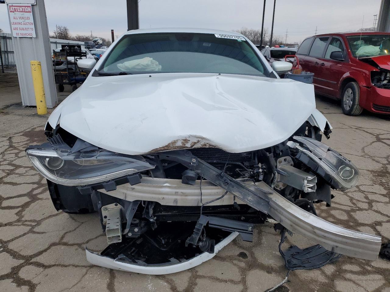 2016 CHRYSLER 200 LIMITED photo 5