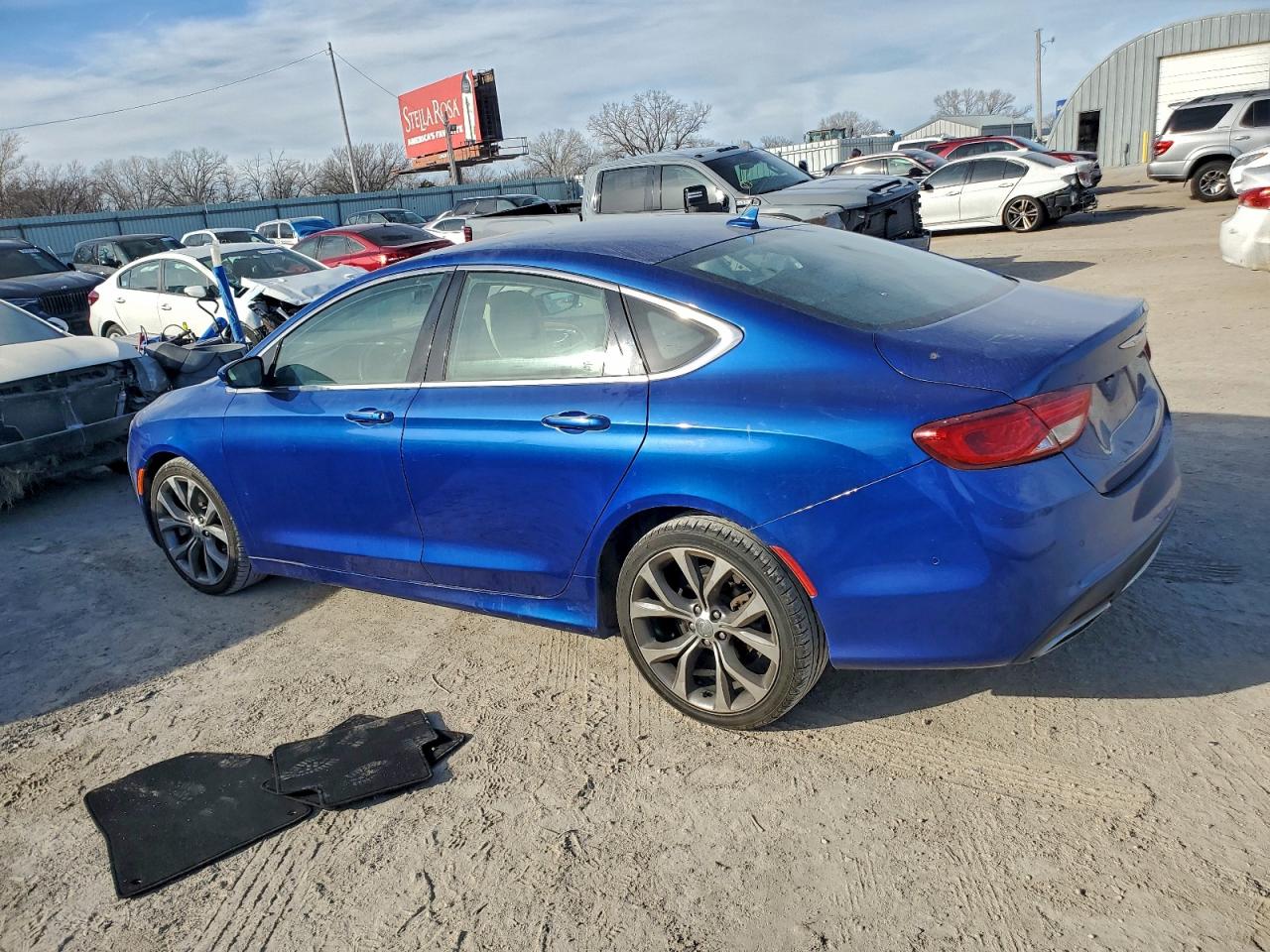 2015 CHRYSLER 200 C photo 2