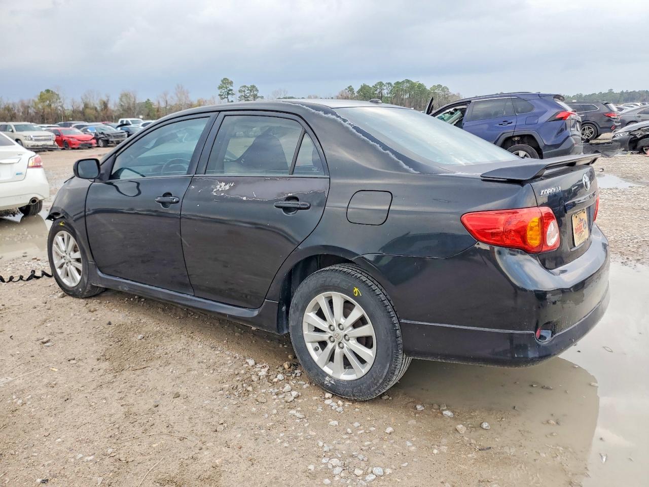 2010 TOYOTA COROLLA BASE photo 2