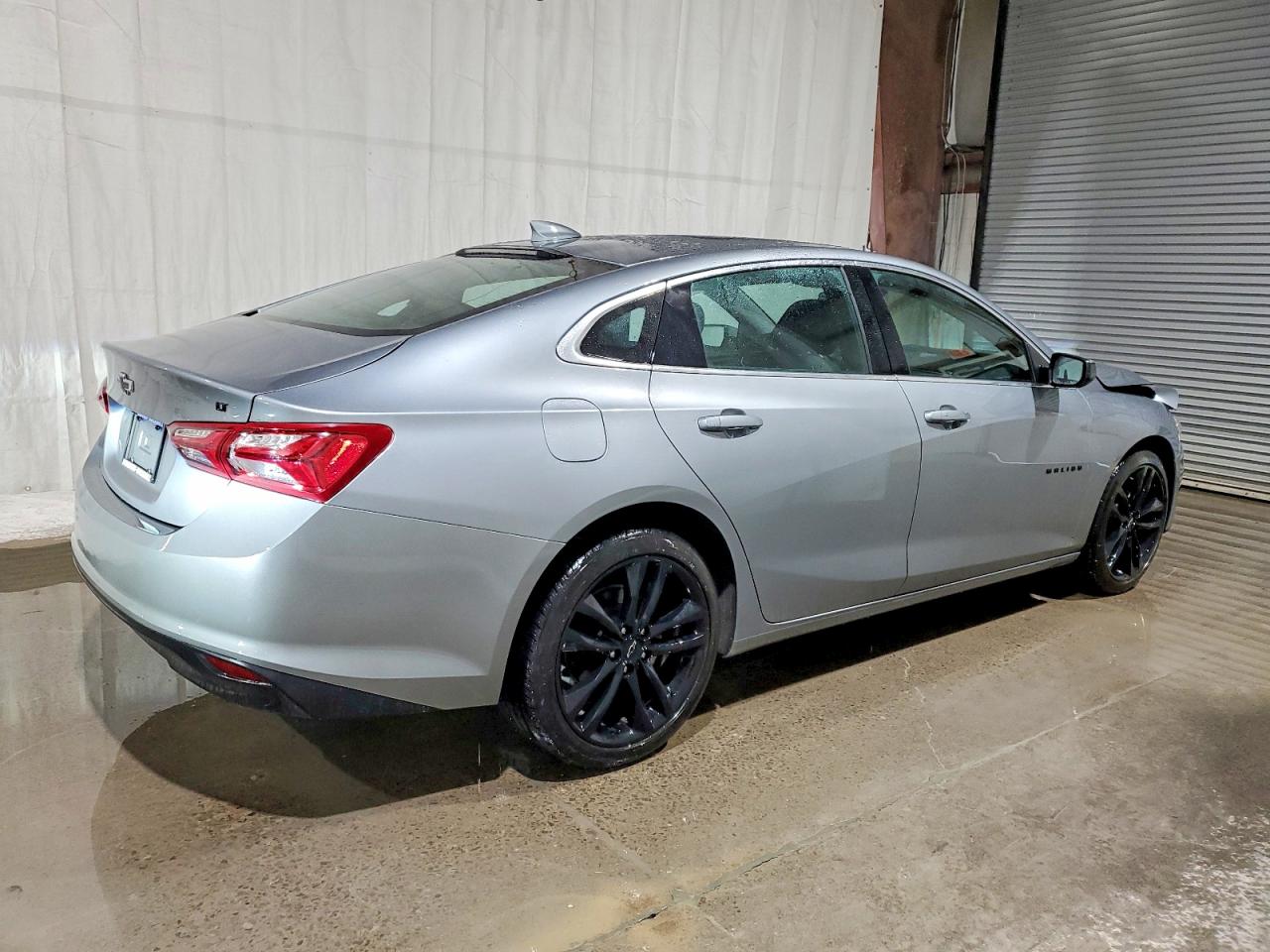 2023 CHEVROLET MALIBU LT photo 3