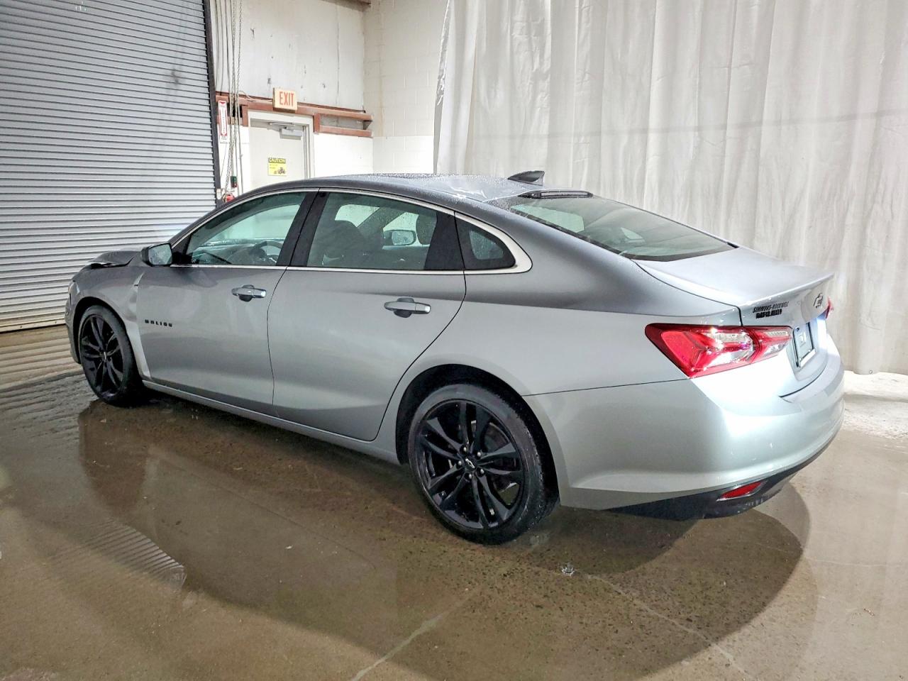2023 CHEVROLET MALIBU LT photo 2