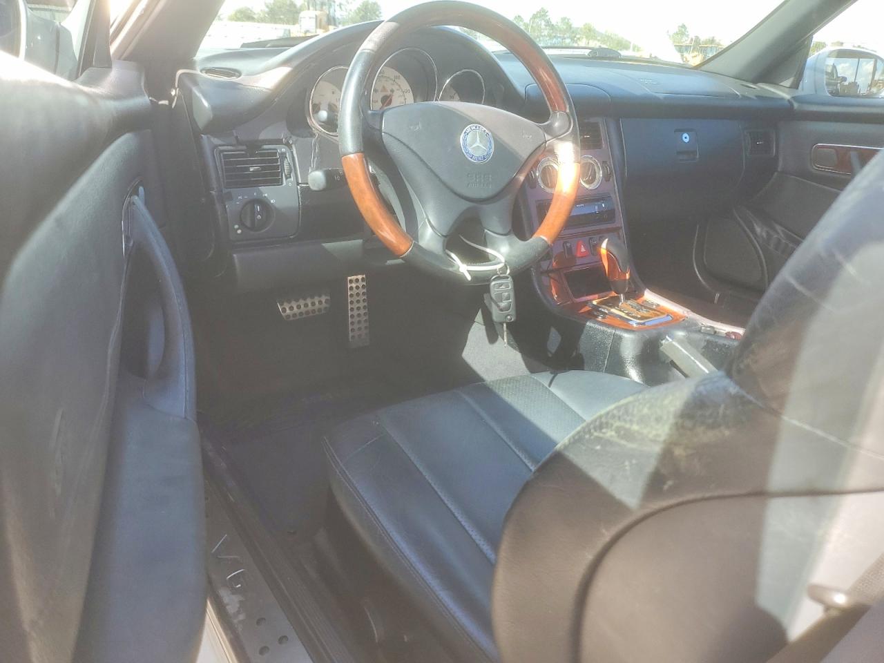 2001 MERCEDES-BENZ SLK 320 photo 8