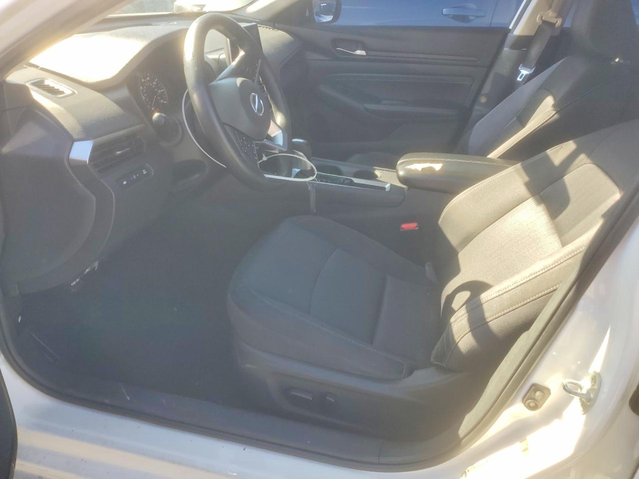 2019 NISSAN ALTIMA S photo 7