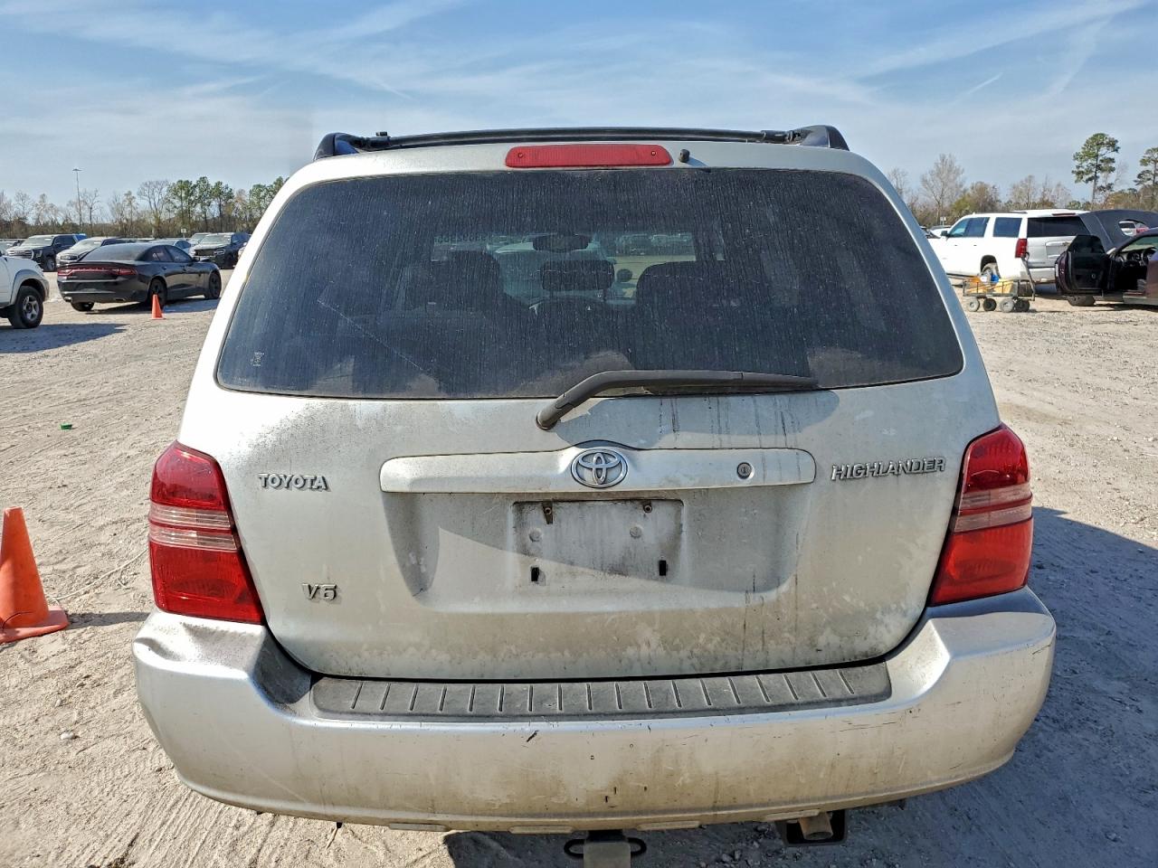 2003 TOYOTA HIGHLANDER LIMITED photo 6