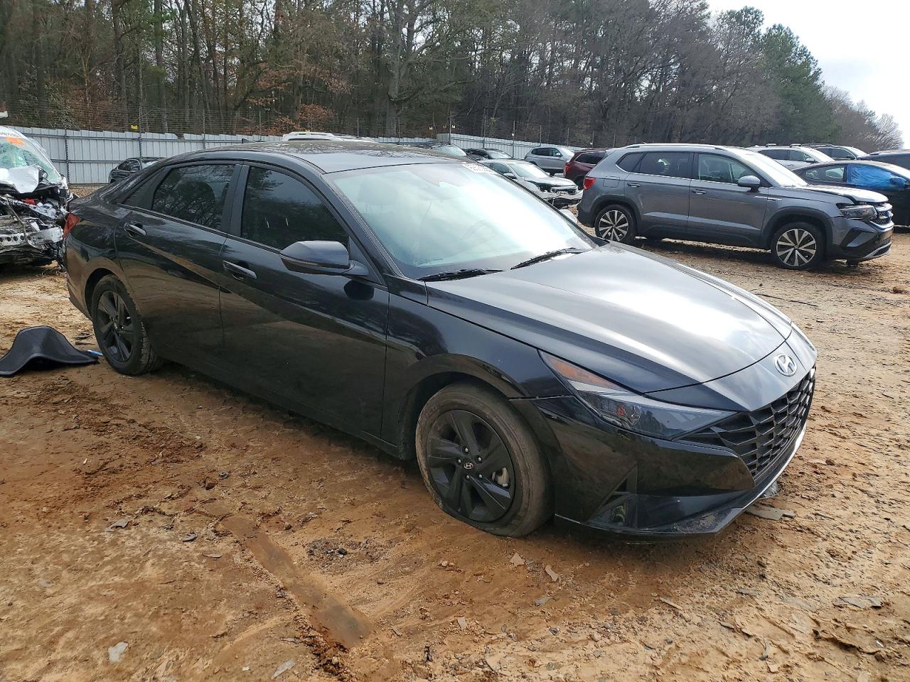 2023 HYUNDAI ELANTRA SEL photo 7