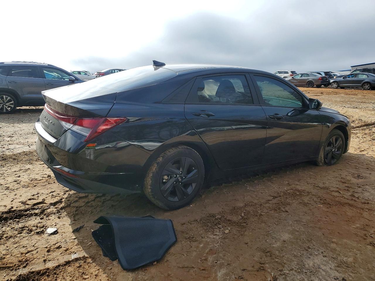 2023 HYUNDAI ELANTRA SEL photo 5