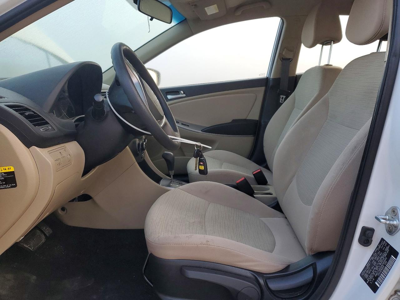 2017 HYUNDAI ACCENT SE photo 7