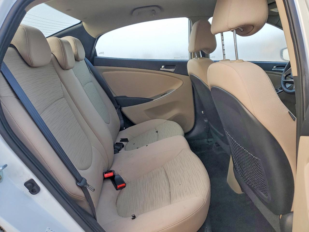 2017 HYUNDAI ACCENT SE photo 10