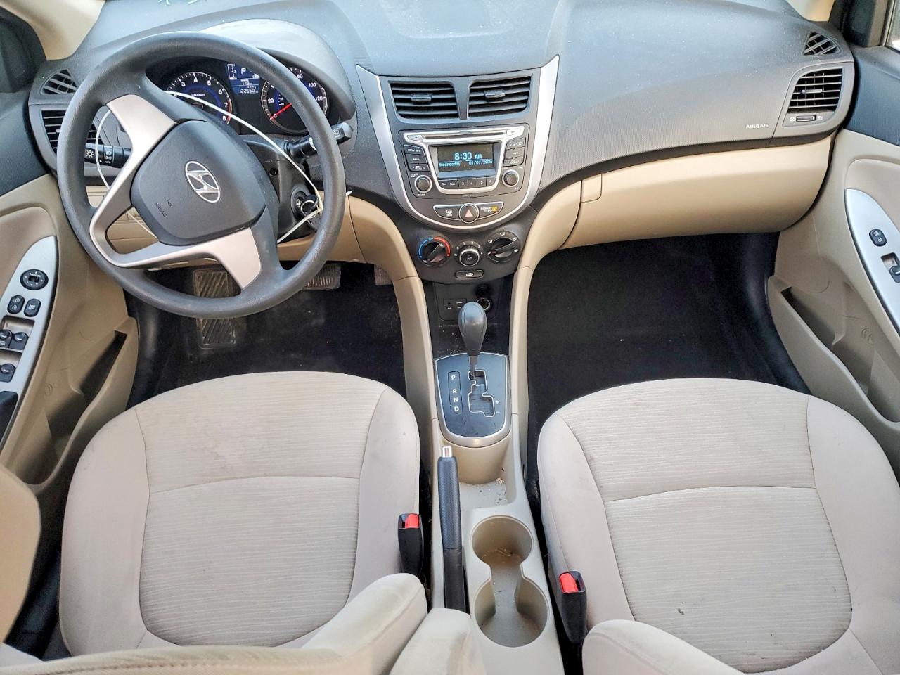 2017 HYUNDAI ACCENT SE photo 8