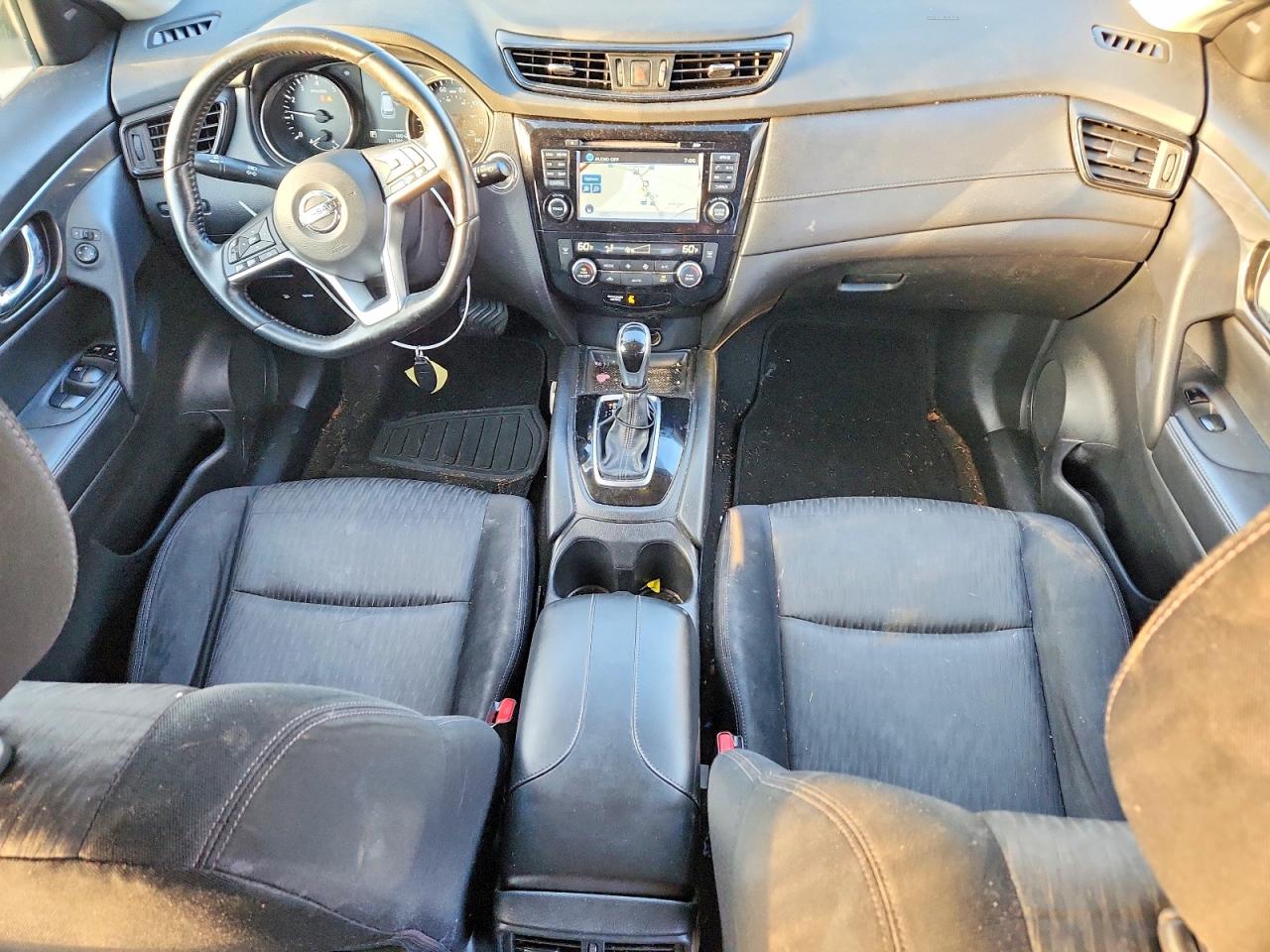 2017 NISSAN ROGUE S photo 8