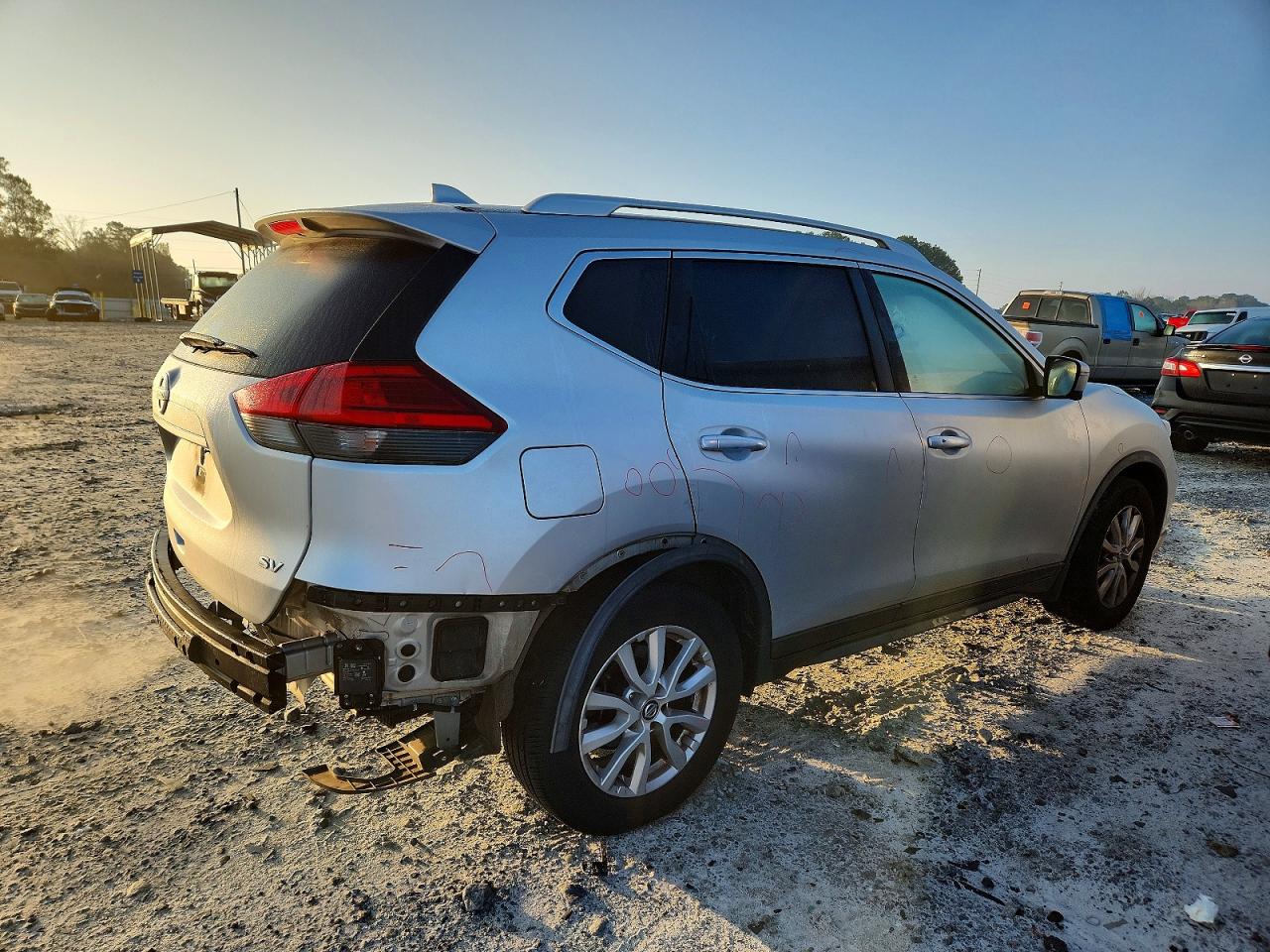 2017 NISSAN ROGUE S photo 3
