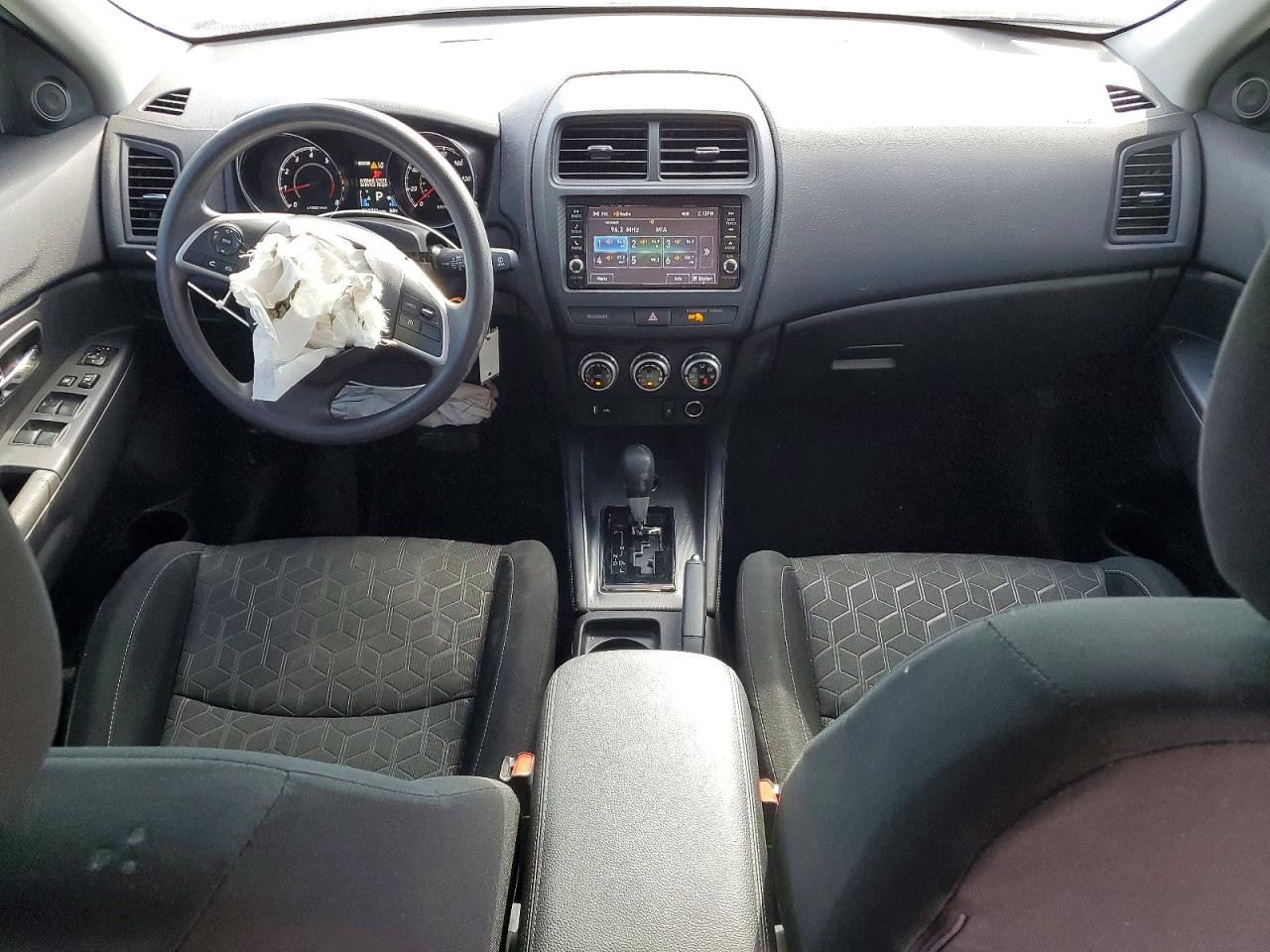 2024 MITSUBISHI OUTLANDER SPORT S/SE photo 8
