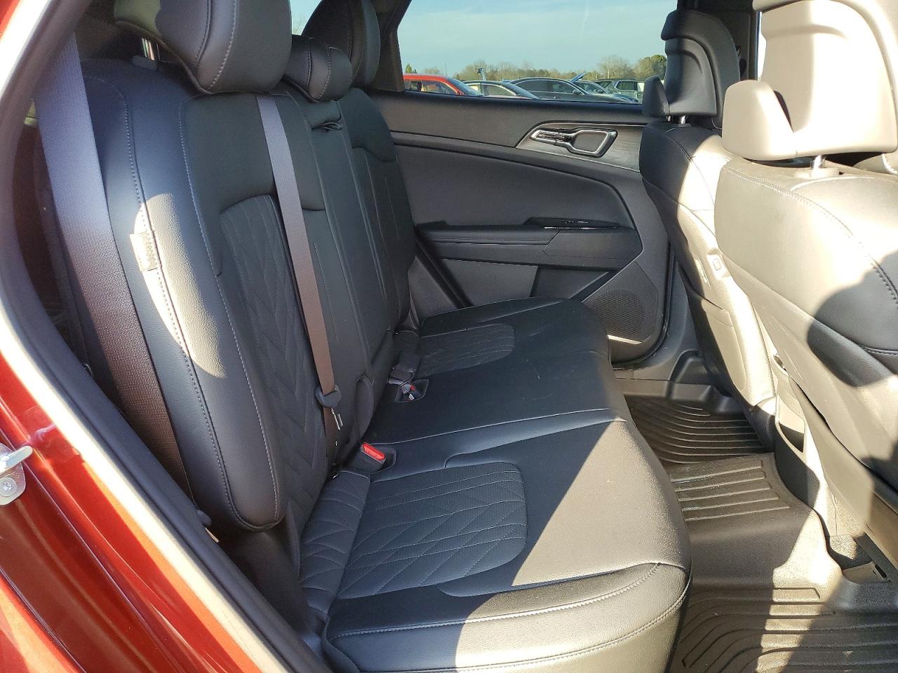 2025 KIA SPORTAGE X LINE photo 11