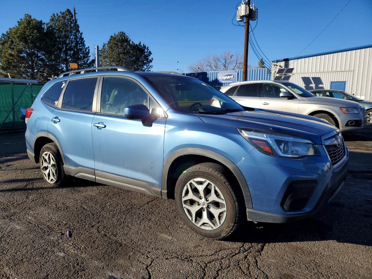 2019 SUBARU FORESTER PREMIUM photo 4