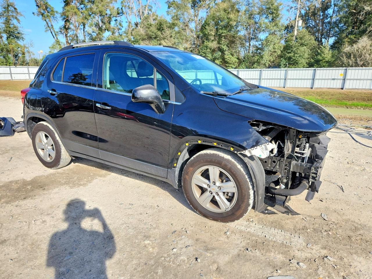 2019 CHEVROLET TRAX 1LT photo 4