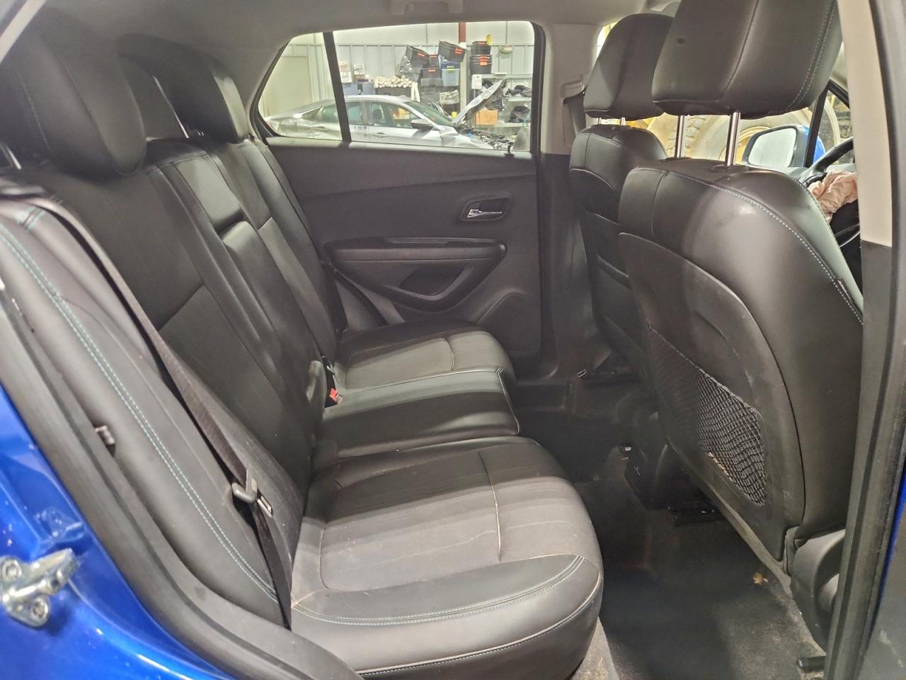 2015 CHEVROLET TRAX 1LT photo 11