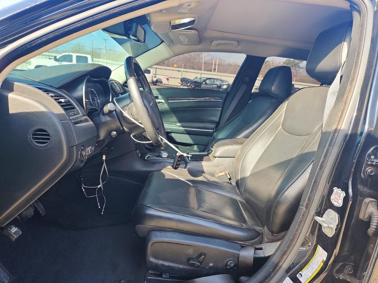 2018 CHRYSLER 300 LIMITED photo 7