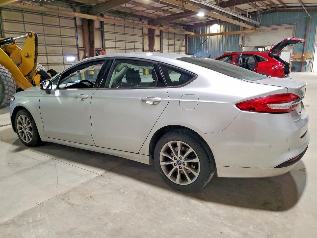 2017 FORD FUSION SE photo 2