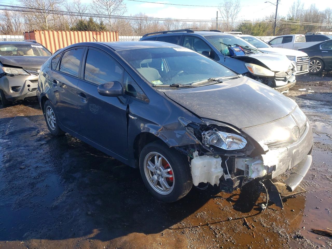 2011 TOYOTA PRIUS photo 4