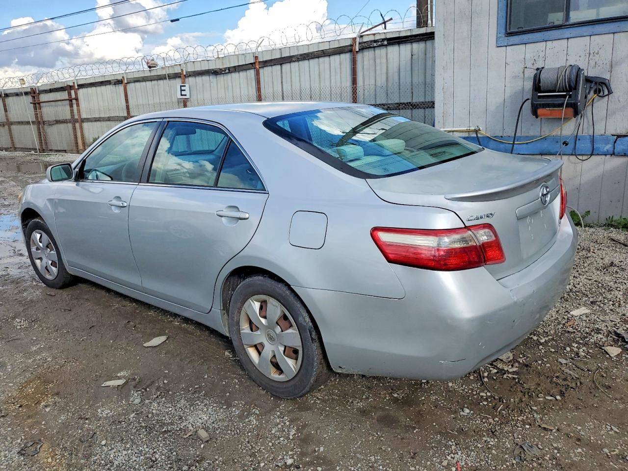 2007 TOYOTA CAMRY CE photo 2