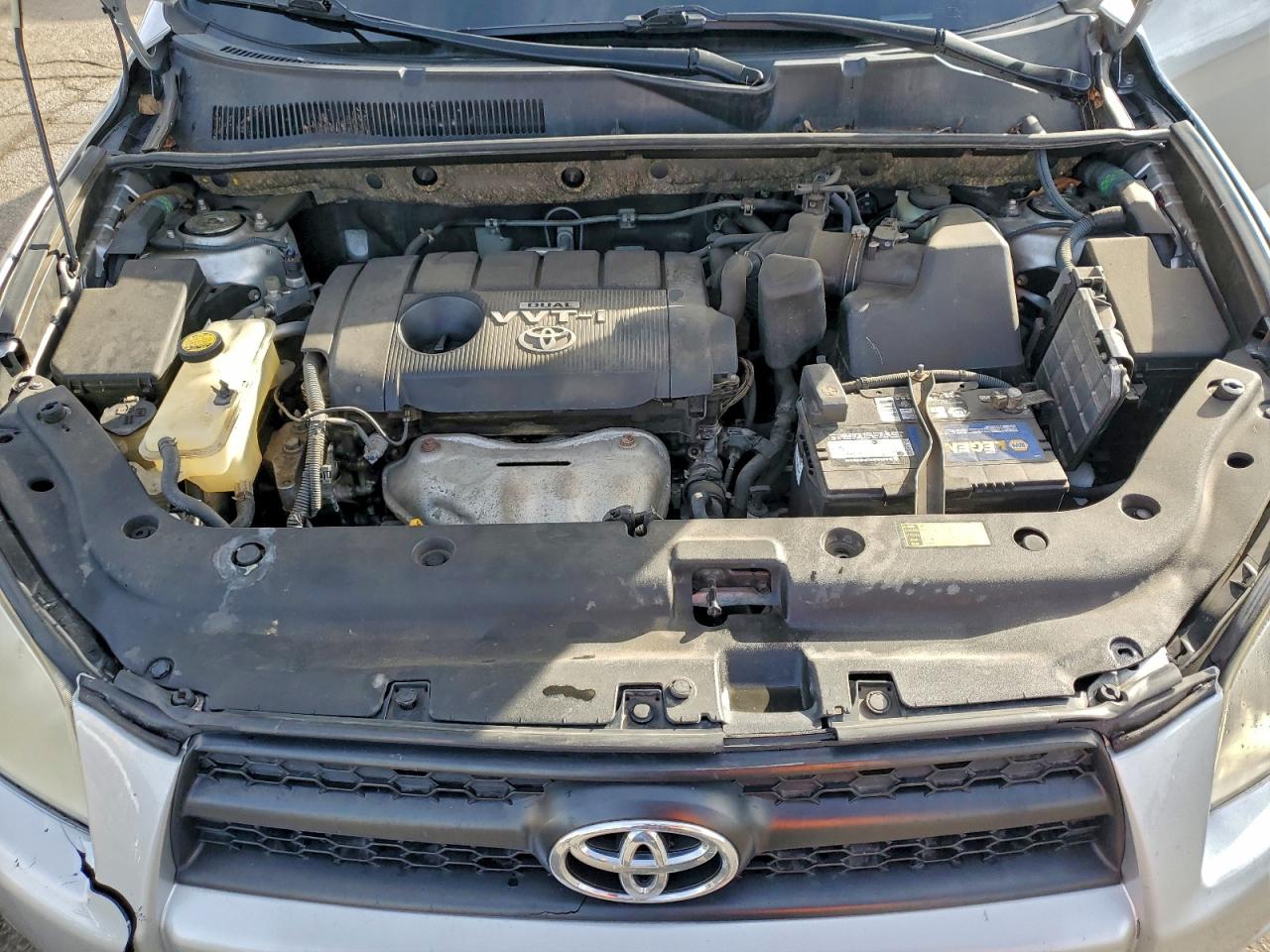 2010 TOYOTA RAV4 photo 12