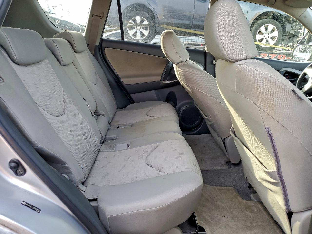 2010 TOYOTA RAV4 photo 11