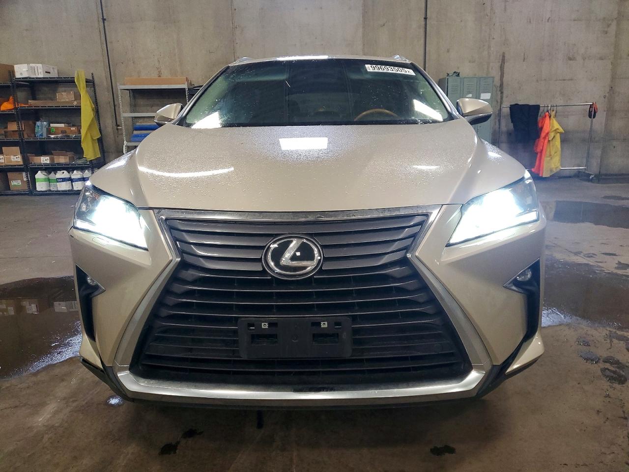 2016 LEXUS RX photo 5